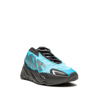 Adidas Yeezy Boost 700 Bright Blue черные с синим