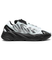 Adidas Yeezy Boost 700 голубые с черным женские