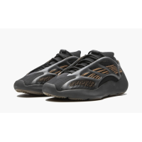 Кроссовки мужские Adidas Yeezy Boost 700 v3 черные с коричневым