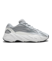 Adidas Yeezy Boost 700 V2 Static серебристые женские