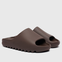 Adidas шлепанцы Yeezy Slide темно-коричневые
