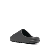 Adidas шлепанцы Yeezy Slide черные