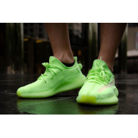 Кроссовки Adidas Yeezy Boost 350 V2 Glow In Dark ярко-зеленые