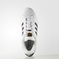 Зимние кроссовки Adidas Superstar белые