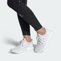 Кроссовки Adidas Ultra Boost моно белые