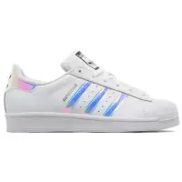 Кроссовки женские Adidas Superstar белые с глянцевой вставкой