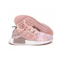 Кроссовки Adidas NMD XR1 розовый камуфляж