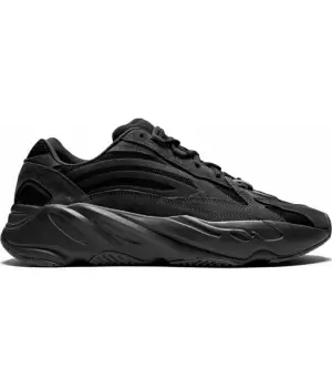 Adidas Yeezy Boost 700 v2 Vanta черные