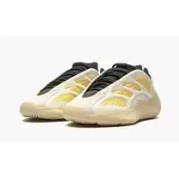 Adidas Yeezy Boost 700 v3 Safflower белые 
