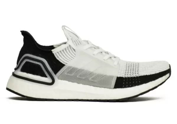 Кроссовки Adidas Ultra Boost 19 белые