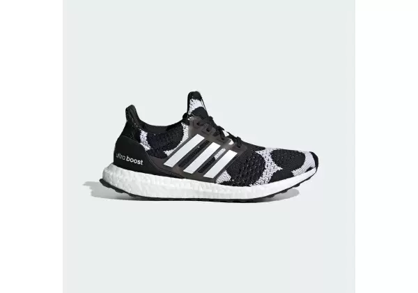 Кроссовки Adidas Ultra Boost 20 черно-белые